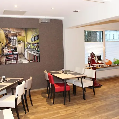 호텔 Benecke Dusseldorfer Hof 3*